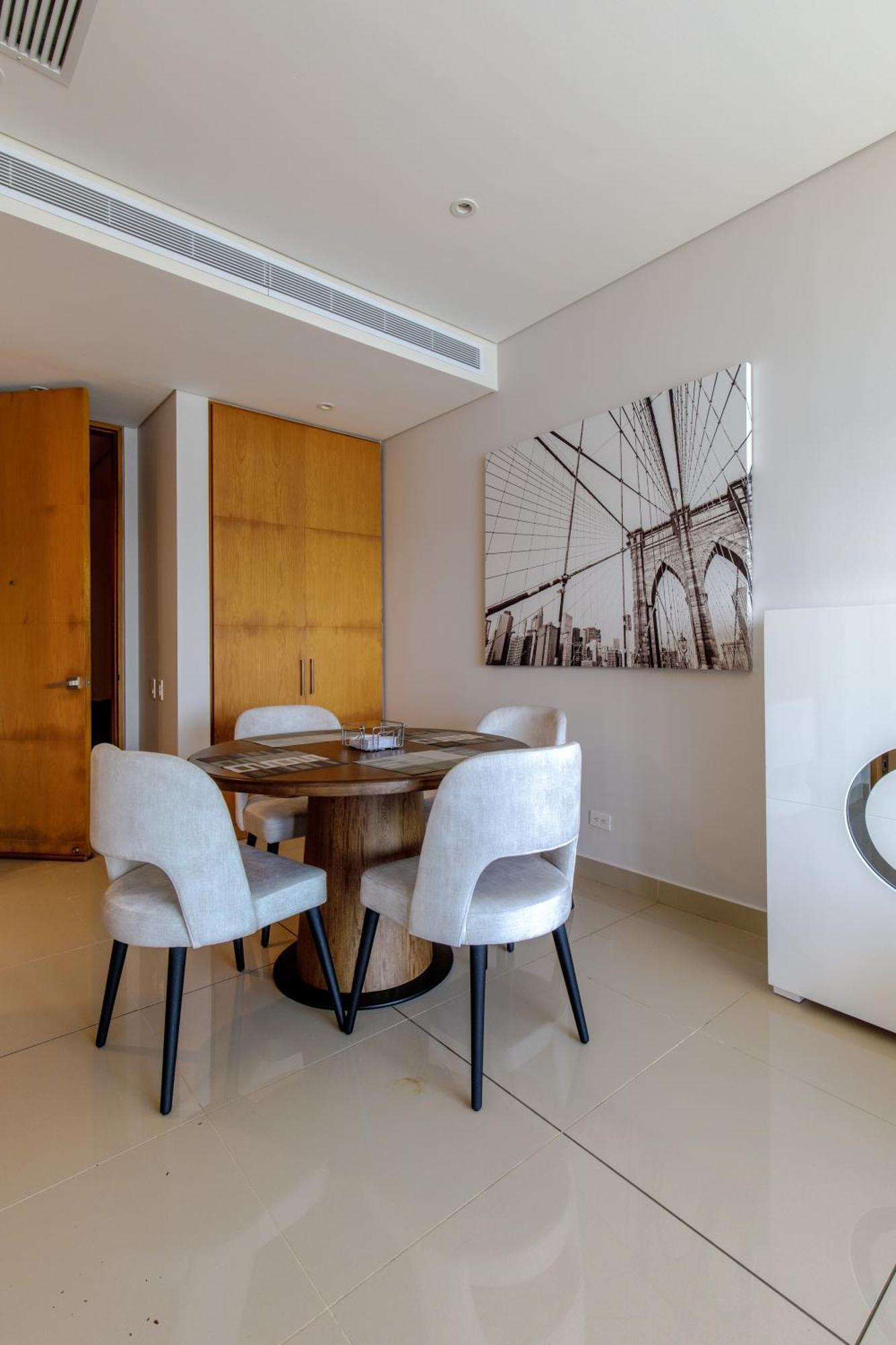 Apartment En Edificio H2 Bocagrande Cerca Al Mar