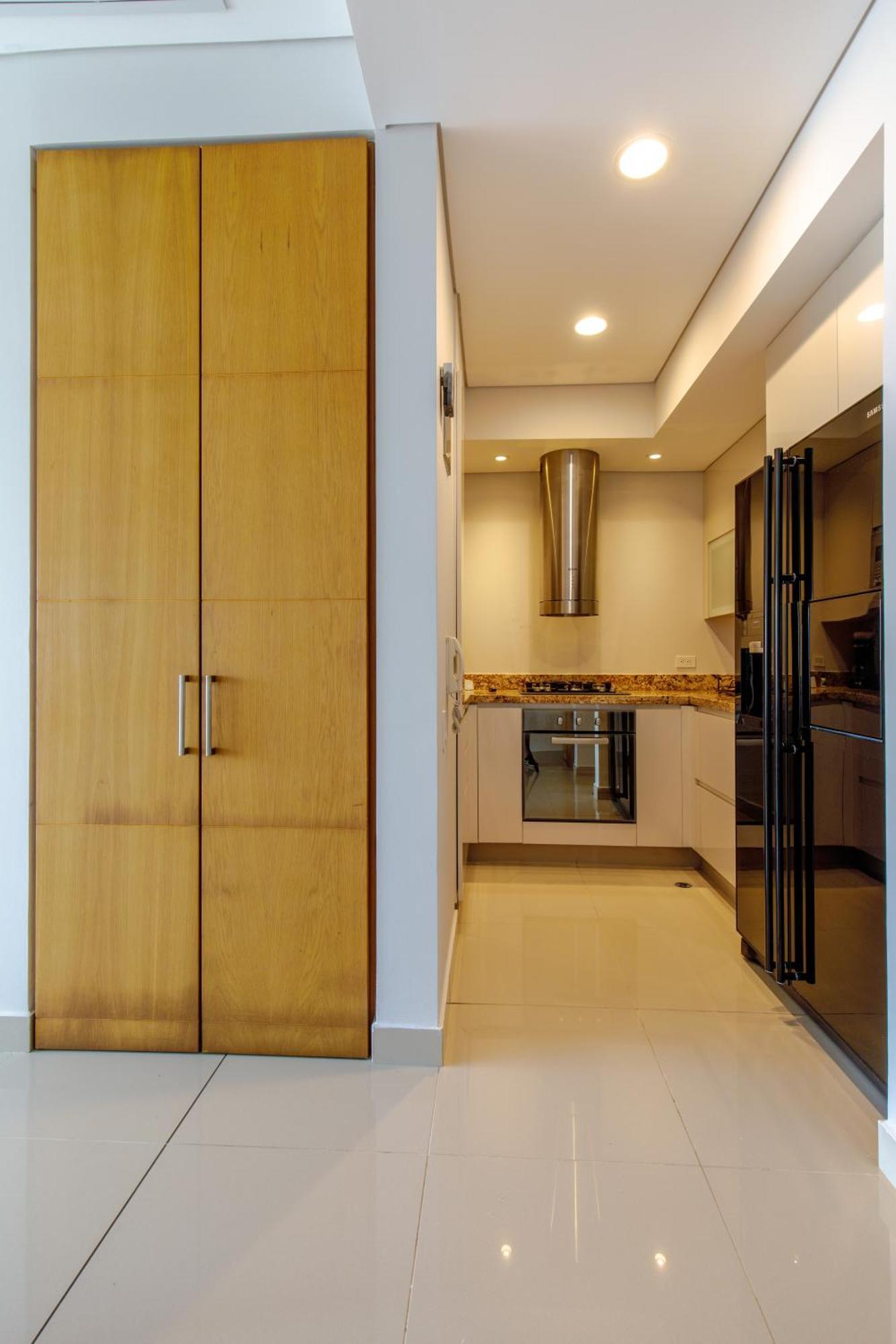 En Edificio H2 Bocagrande Cerca Al Mar Apartment *