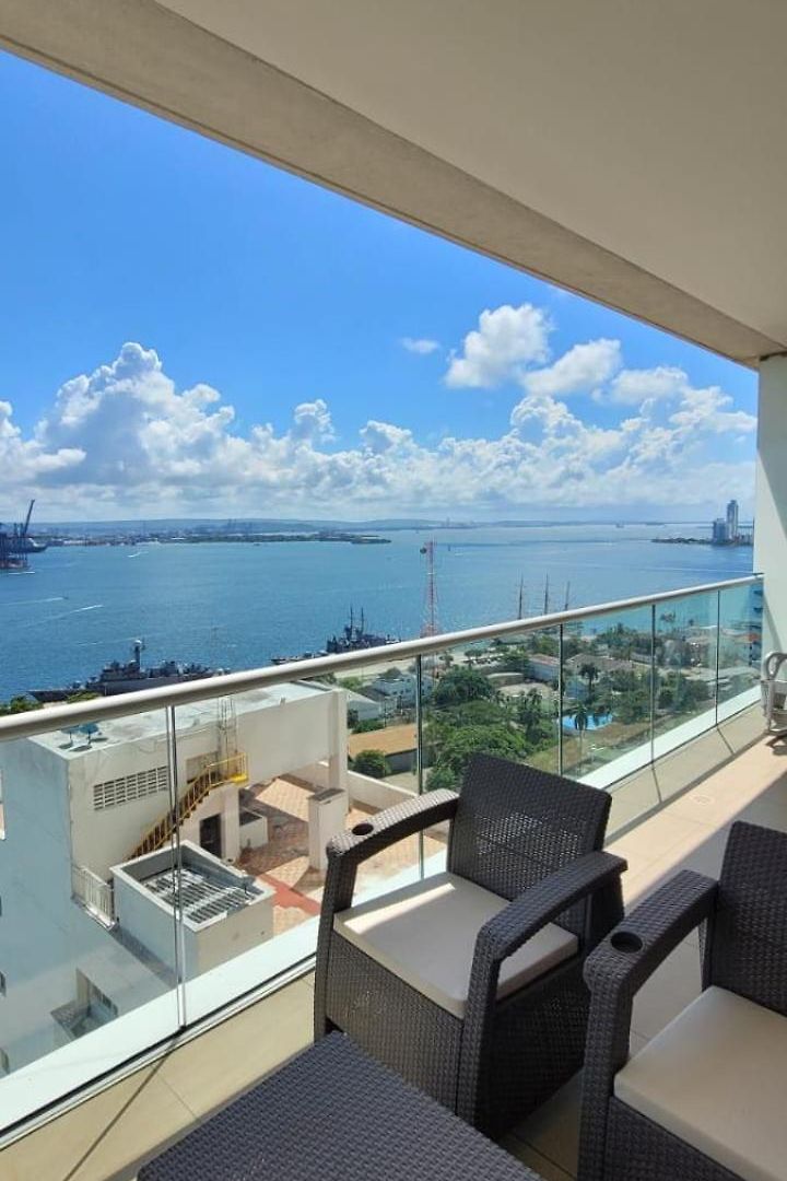 Apartment En Edificio H2 Bocagrande Cerca Al Mar *