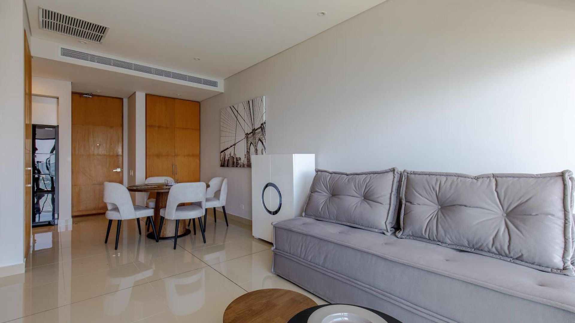 Apartment En Edificio H2 Bocagrande Cerca Al Mar *