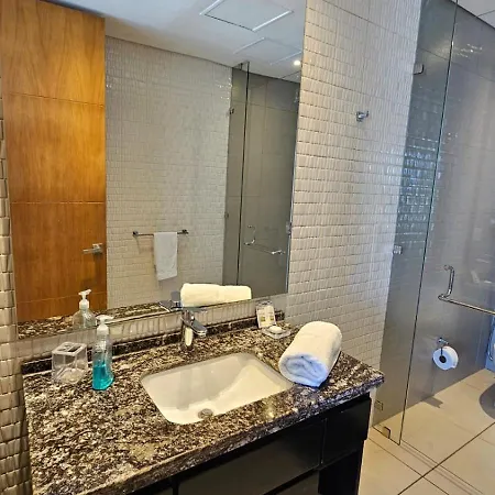 En Edificio H2 Bocagrande Cerca Al Mar Apartment *