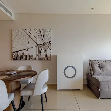 En Edificio H2 Bocagrande Cerca Al Mar Apartment *