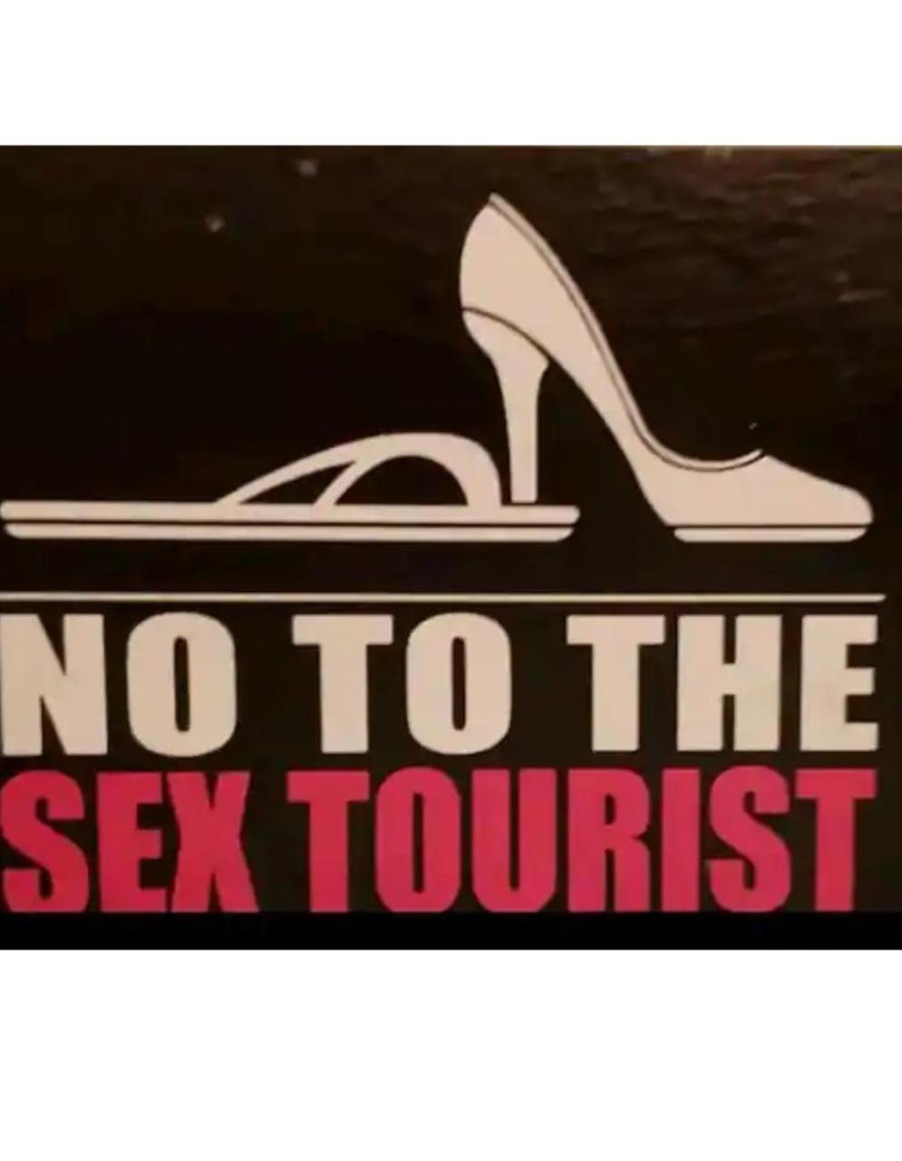 Apartamento En Edificio H2 Bocagrande Cerca Al Mar *