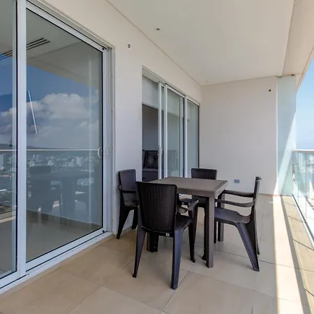 Apartamento En Edificio H2 Bocagrande Cerca Al Mar Cartagena