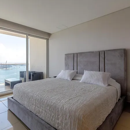 En Edificio H2 Bocagrande Cerca Al Mar * Cartagena