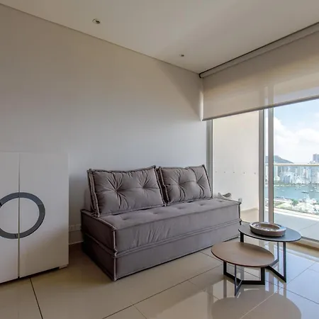 Apartamento En Edificio H2 Bocagrande Cerca Al Mar *
